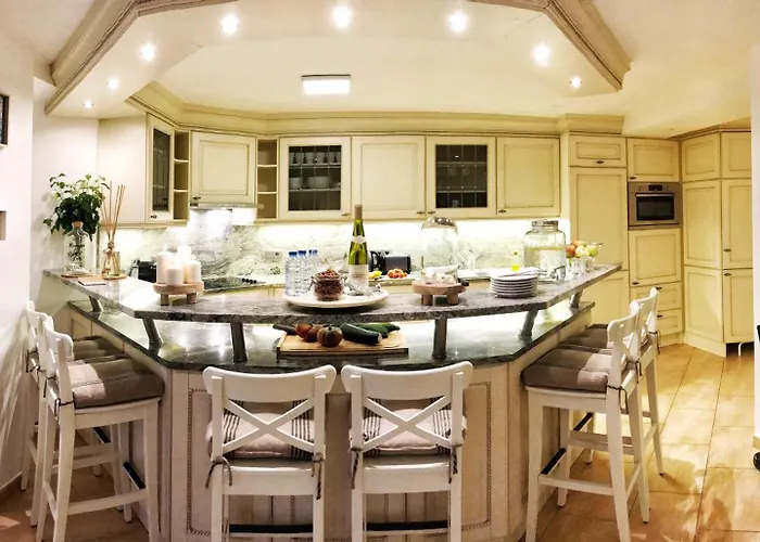 Parfait Teletravail-tarif Long Sejour-parking Possible-wifi * 斯特拉斯堡