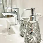 Parfait Teletravail-tarif Long Sejour-parking Possible-wifi Apartament *